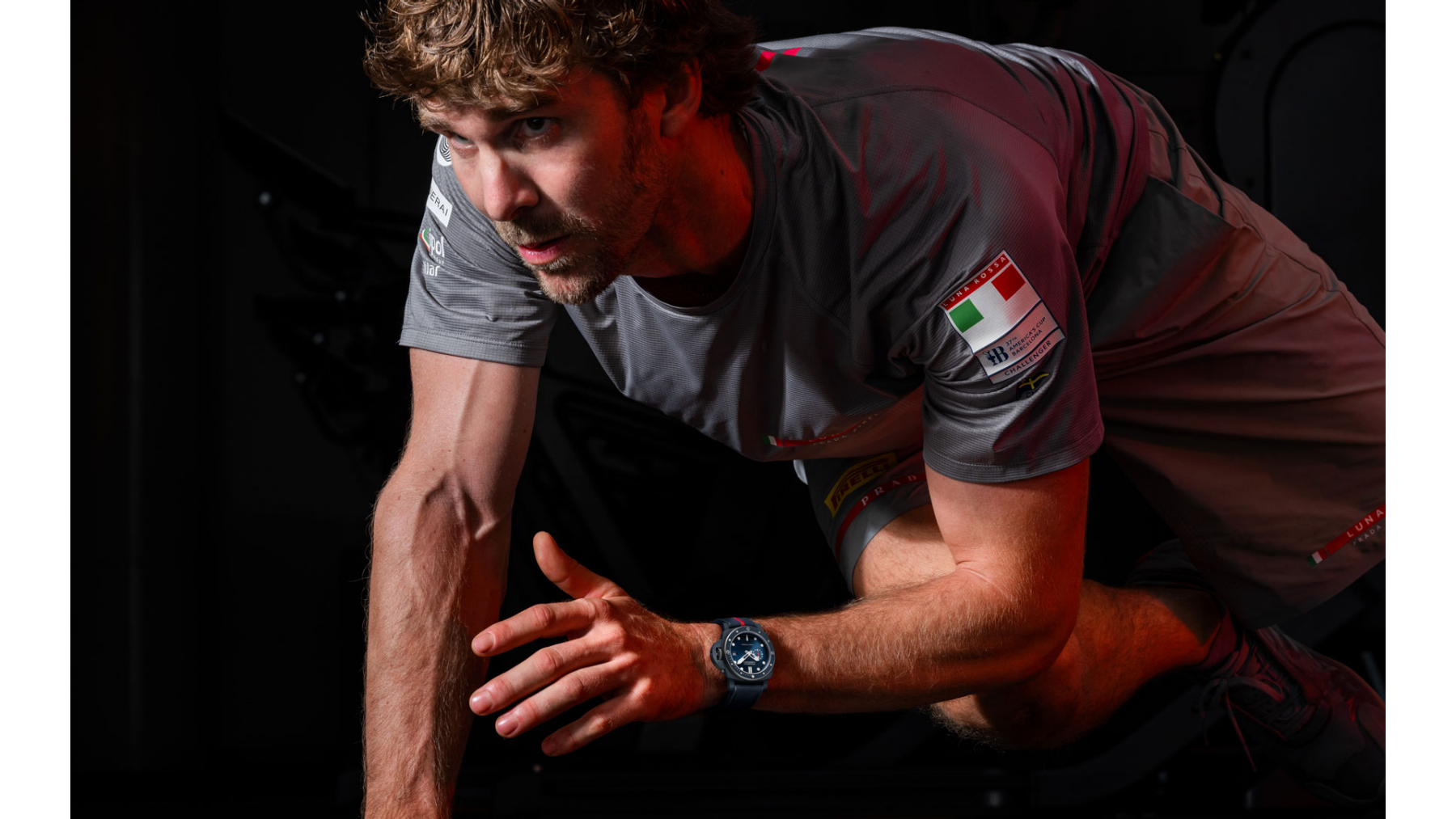 パネライのルナ・ロッサ チーム