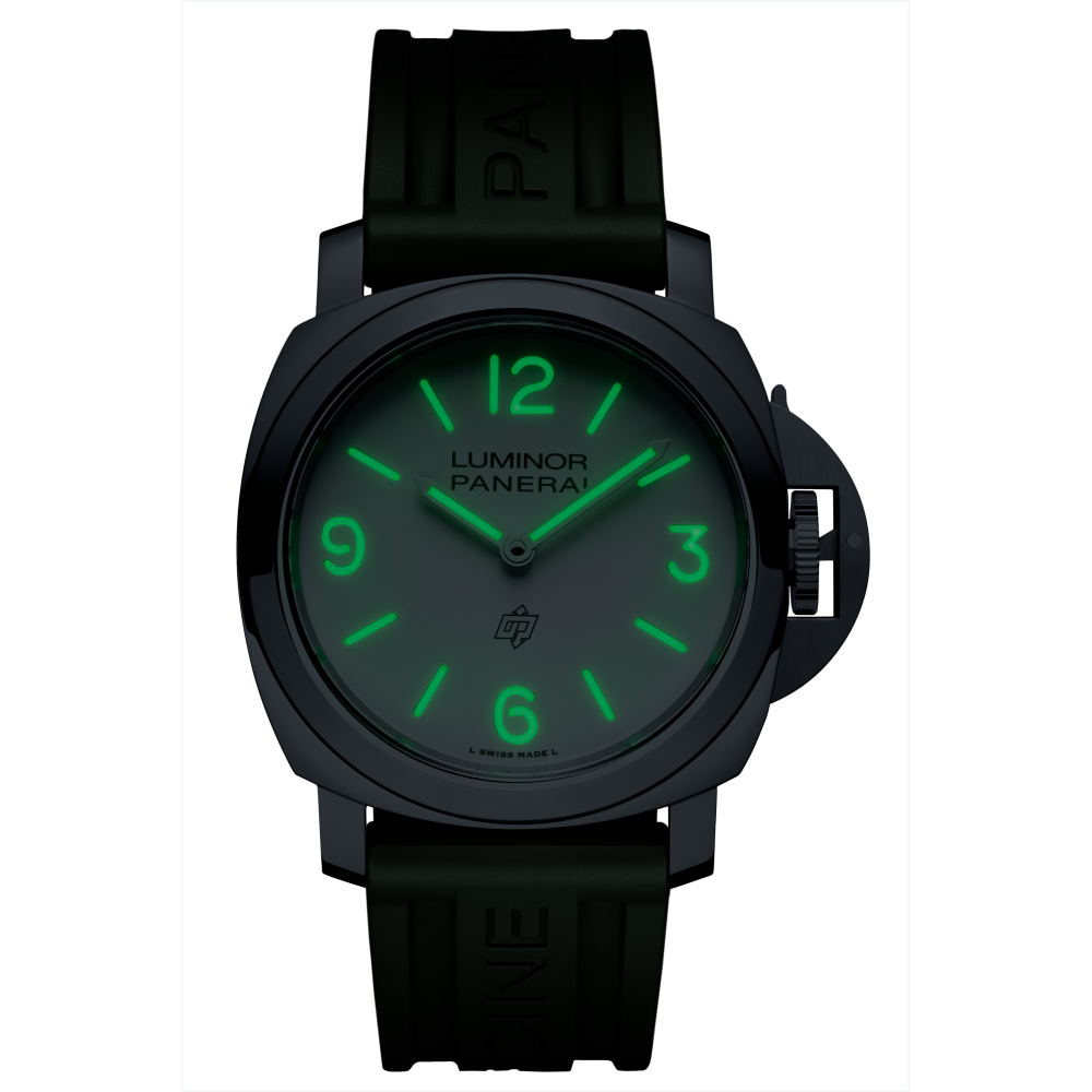 PANERAI Luminor Base Logo PAM01087 night view