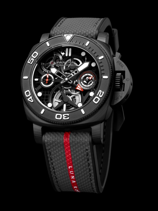 PANERAI Submersible Tourbillon GMT Luna Rossa Experience Edition PAM01405 Detail 