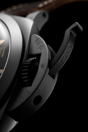 PANERAI Luminor 1950 3 Days Titanio DLC PAM00629 Detail 