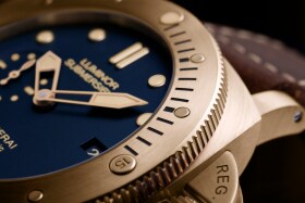 PANERAI Luminor Submersible 1950 3 Days Automatic Bronzo PAM00671 Detail 