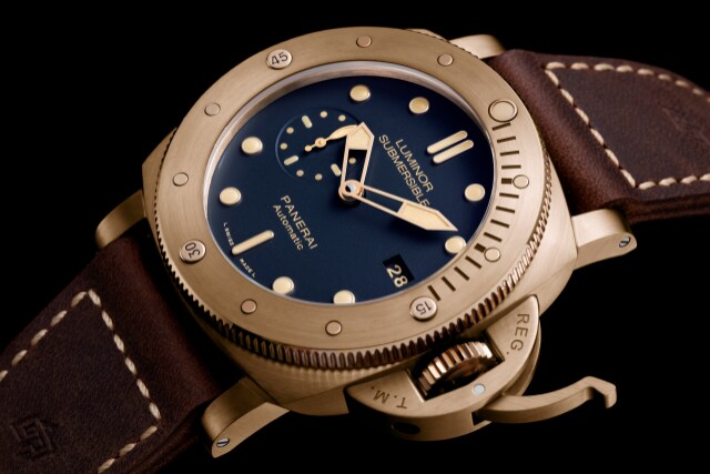 PANERAI Luminor Submersible 1950 3 Days Automatic Bronzo PAM00671 Detail 