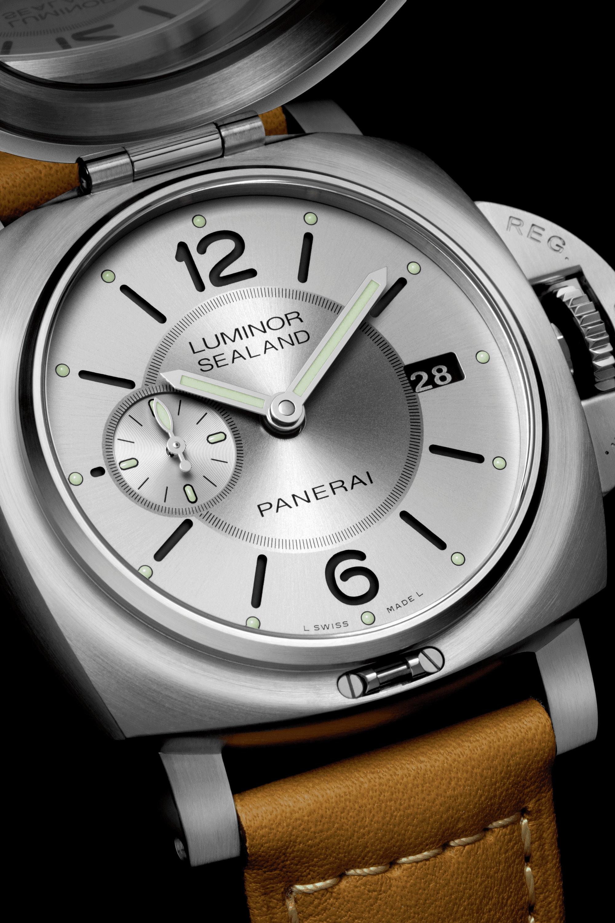 Panerai Luminor Marina Left-Handed 8 Days 44 Steel Black Dial PAM00796