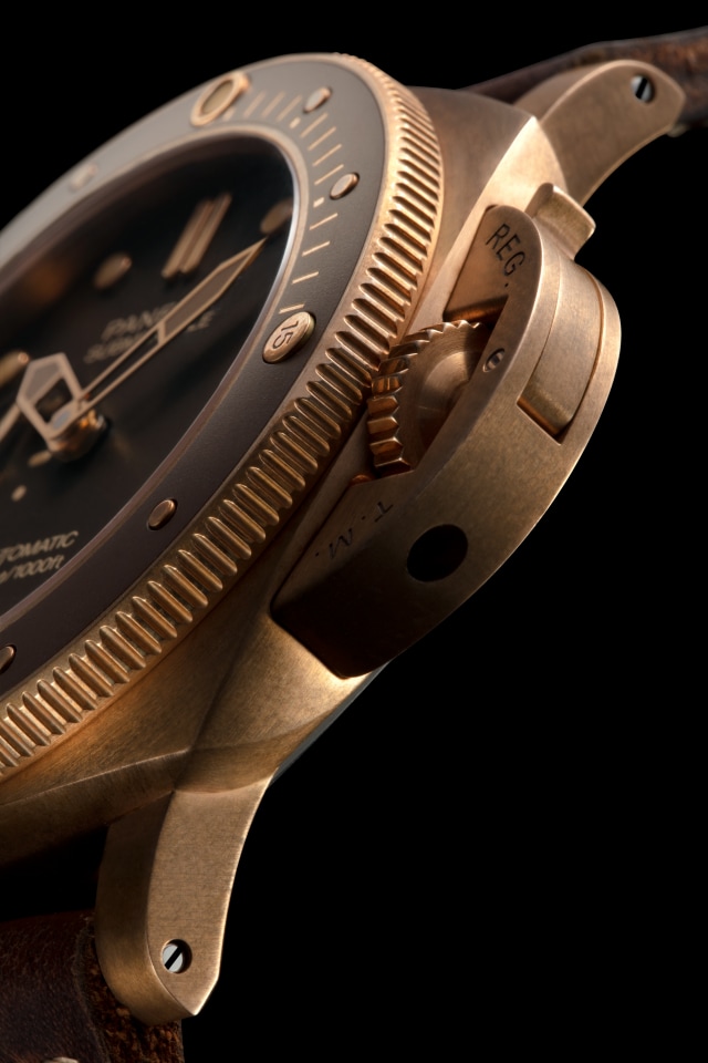 PANERAI Submersible Bronzo PAM00968 Detail 