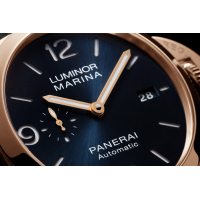 PANERAI Luminor Marina Goldtech™  PAM01112 Detail 2