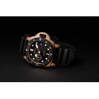 PANERAI Submersible QuarantaQuattro Goldtech™ OroCarbo PAM02070 Detail 2