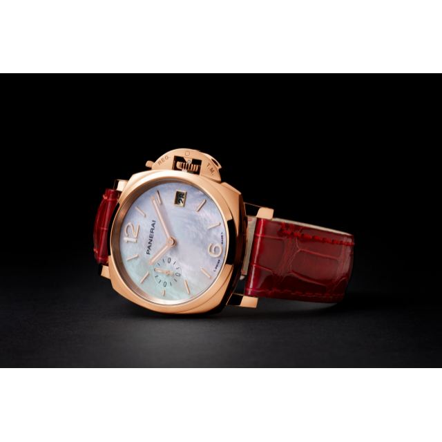 PANERAI Luminor Due Goldtech™ Madreperla PAM01280 Detail 2