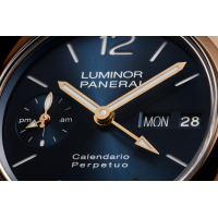 PANERAI Luminor Perpetual Calendar GMT Goldtech™  PAM00742 Detail 3