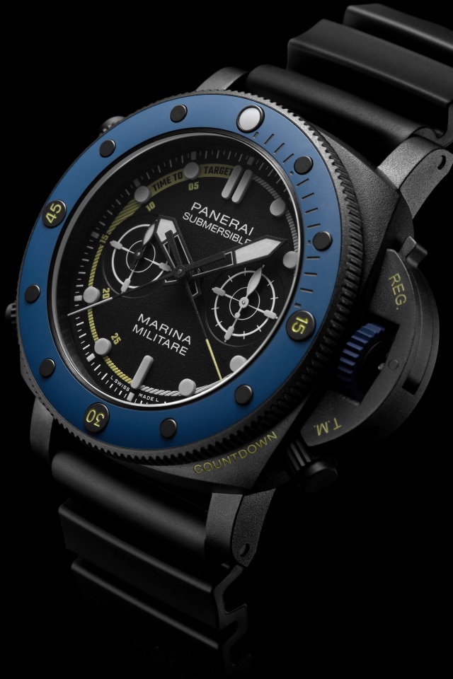PANERAI Submersible Marina Militare Forze Speciali PAM02239 Detail 