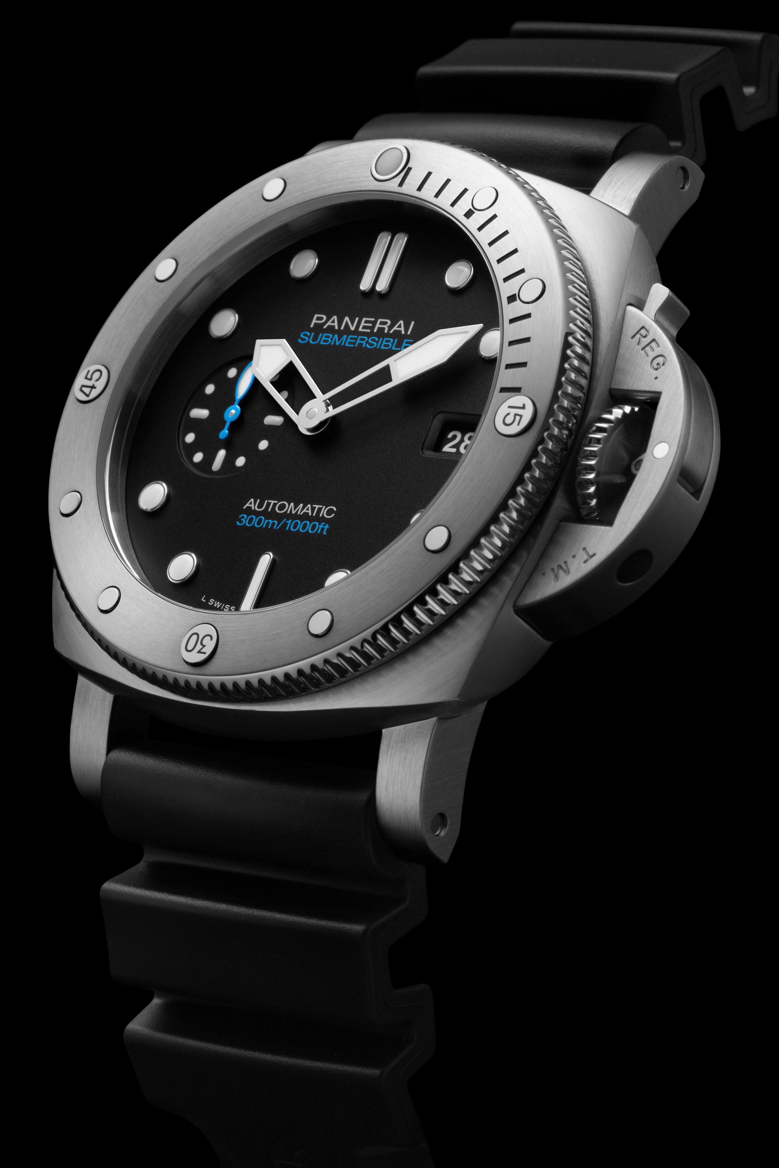 Panerai Submersible PAM 1596 44mm Automatic | US Panerai Official