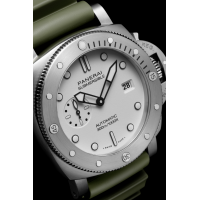 PANERAI Submersible QuarantaQuattro PAM01595 Detail 3