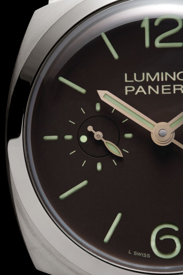 PANERAI Luminor 1950 Tourbillon GMT Titanio PAM00306 Detail 