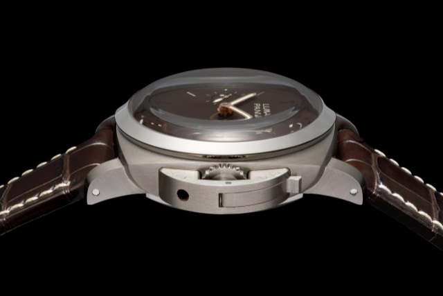 PANERAI Luminor 1950 Tourbillon GMT Titanio PAM00306 Detail 