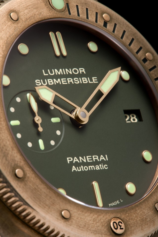PANERAI Luminor Submersible 1950 3 Days Automatic Bronzo PAM00382 Detail 