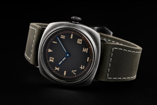 PANERAI Radiomir 8 Giorni PAM02088 Detail 