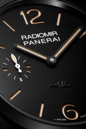 PANERAI Radiomir 1940 3 Days Paneristi Forever PAM00532 Detail 