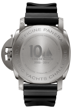 PANERAI Luminor Submersible 1950 3 Days Automatic Titanio PAM00571 Detail 