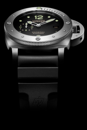 PANERAI Luminor Submersible 1950 3 Days Automatic Titanio PAM00571 Front 8