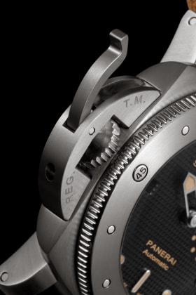 PANERAI Luminor Submersible 1950 Left-Handed 3 Days Automatic Titanio PAM00569 Front 4