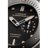 PANERAI Luminor Submersible 1950 Left-Handed 3 Days Automatic Titanio PAM00569 Detail 1