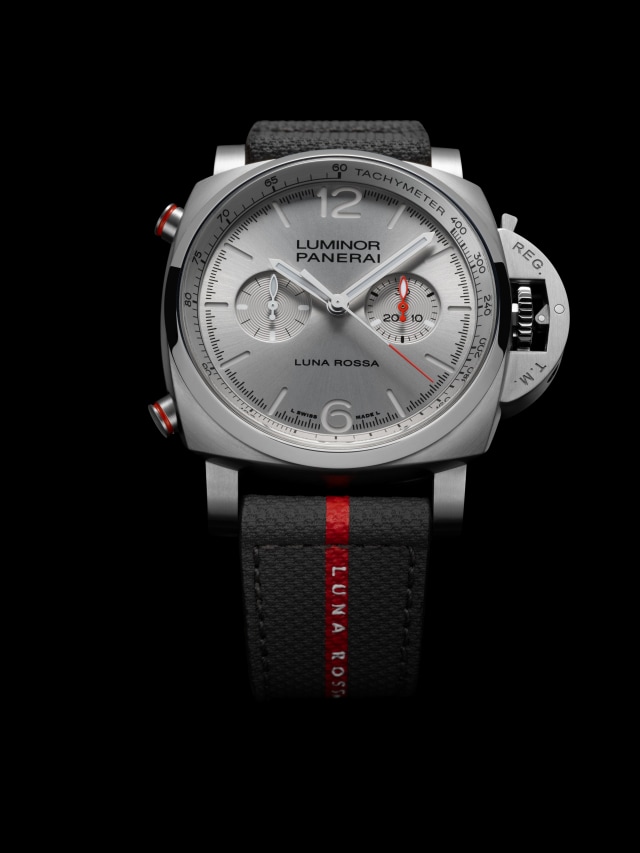 PANERAI Luminor Luna Rossa Chrono PAM01768 Detail 