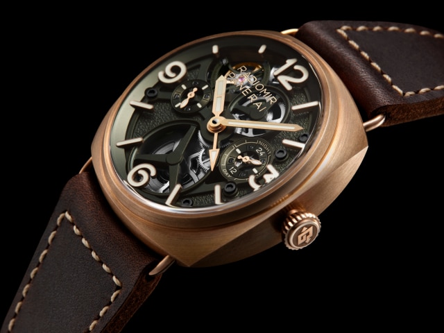 PANERAI Radiomir Tourbillon Bronzo PAM01284 Detail 