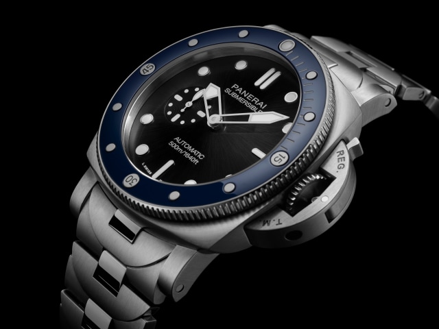 PANERAI Submersible PAM01756 Detail 
