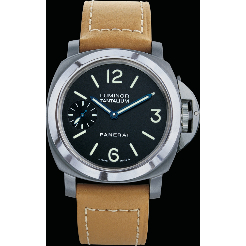 PANERAI Luminor Marina Tantalium PAM00172 day view