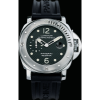 PANERAI Luminor Submersible Regatta  Front view