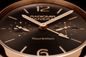 PANERAI Radiomir 1940 Tourbillon GMT Oro Rosso PAM00558 Detail 