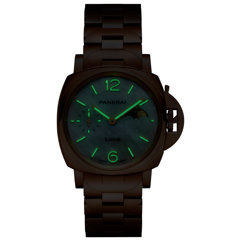 PANERAI Luminor Due TuttoOro Luna PAM01504 night view
