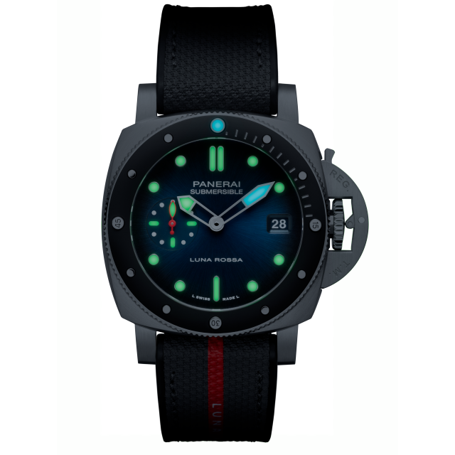 PANERAI サブマーシブル ルナ・ロッサ PAM01565 Night view