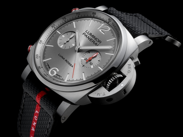PANERAI Luminor Luna Rossa Chrono PAM01768 Detail 