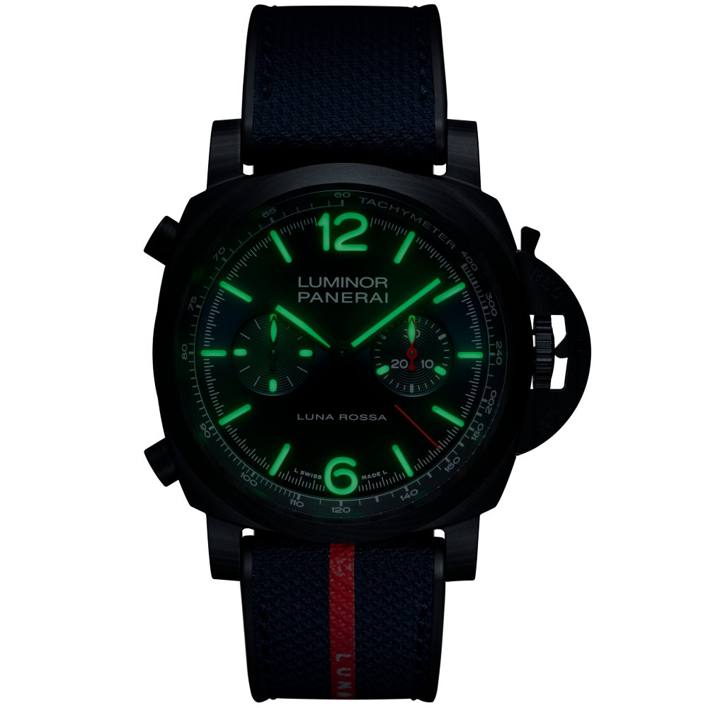 PANERAI Luminor Chrono Carbotech™ Luna Rossa Experience PAM01519 night view