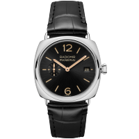 PANERAI Radiomir Quaranta PAM01572 Front view
