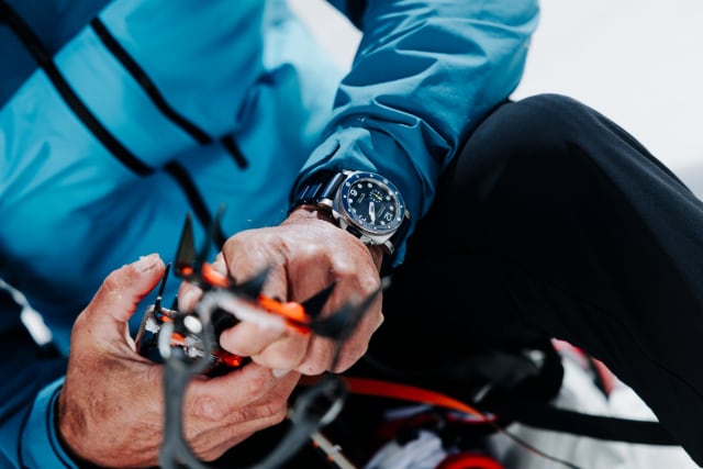 PANERAI Submersible Mike Horn PAM01676 Detail 2