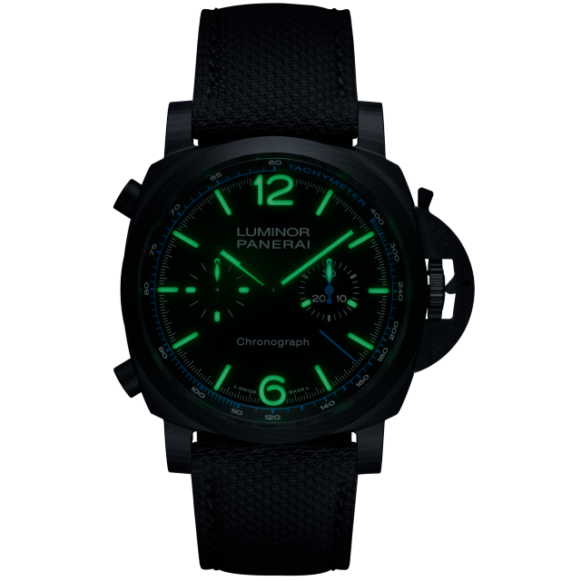PANERAI Luminor Chrono Carbotech™ PAM01219 Night view