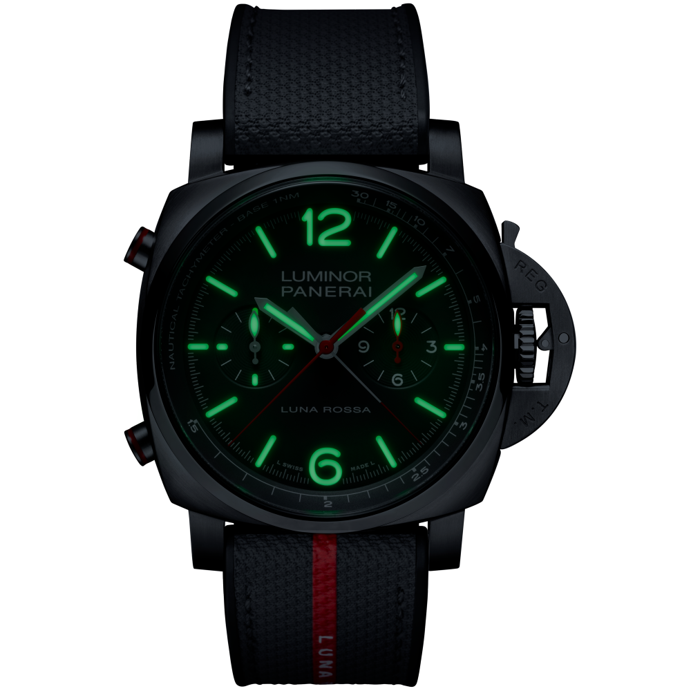 PANERAI Luminor Chrono Flyback Luna Rossa Titanio PAM01654 night view