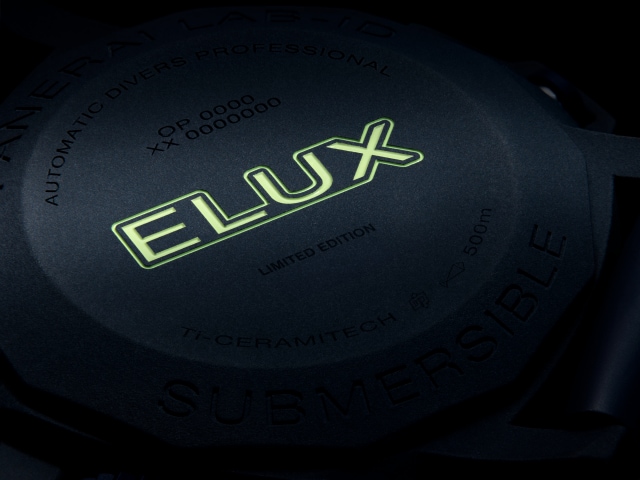 PANERAI  Submersible Elux Lab-ID  PAM01800 Detail 