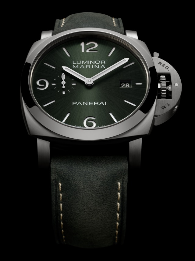 PANERAI Luminor Marina PAM03325 Detail 