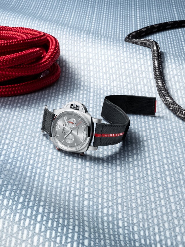 PANERAI Luminor Luna Rossa Chrono PAM01768 Detail 