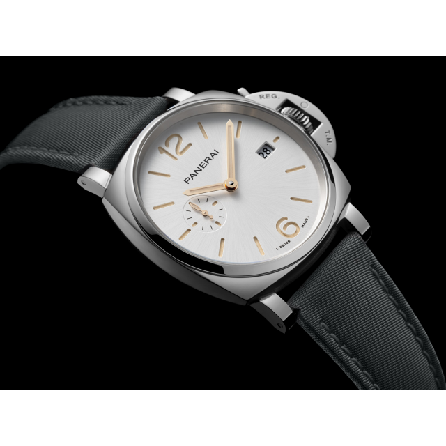 PANERAI Luminor Due  PAM01428 Detail 3