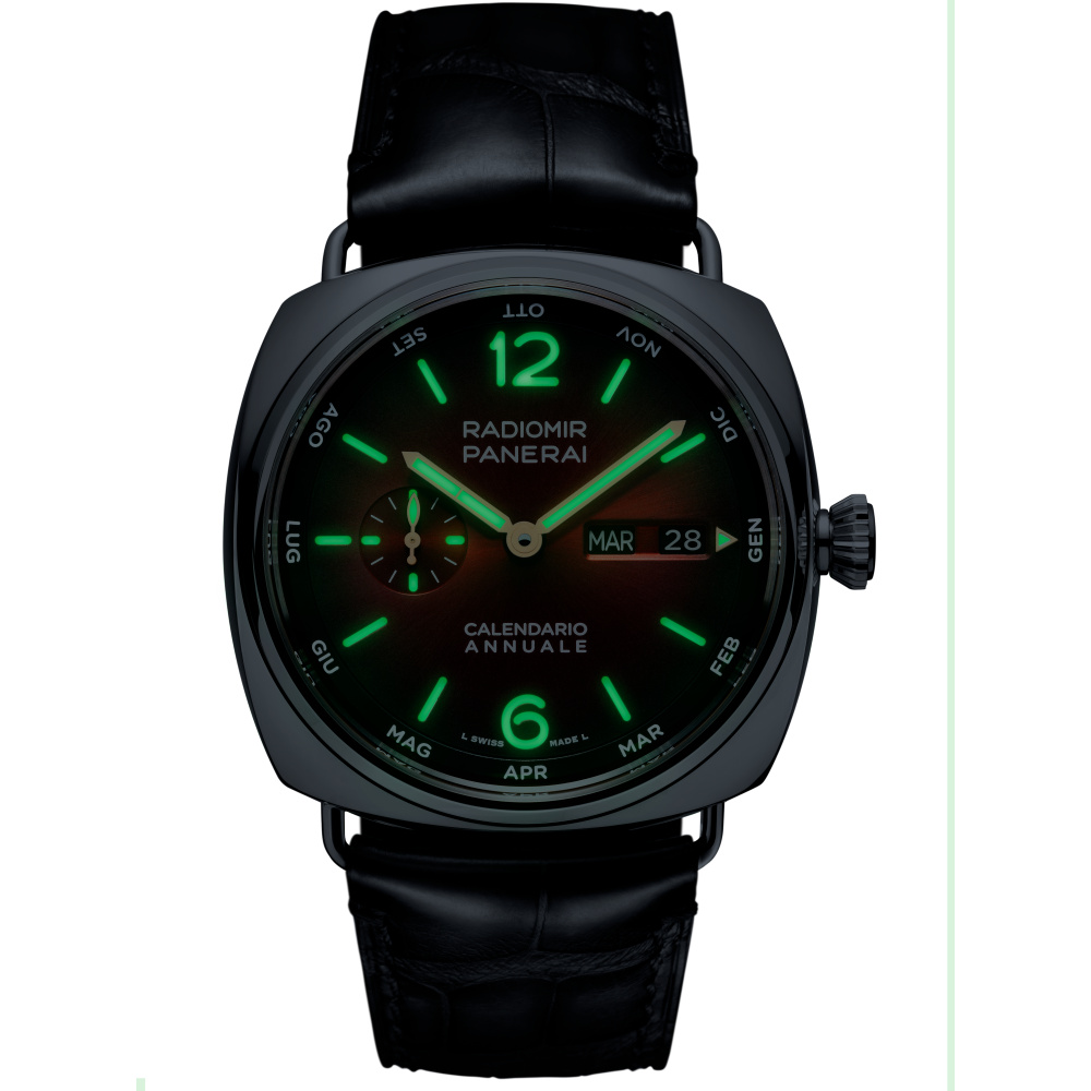 PANERAI Radiomir Annual Calendar Platinumtech™ Experience PAM01432 night view