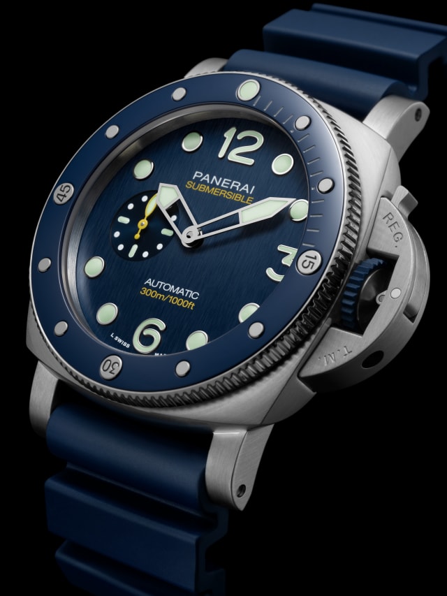 PANERAI Submersible Mike Horn PAM01676 Detail 