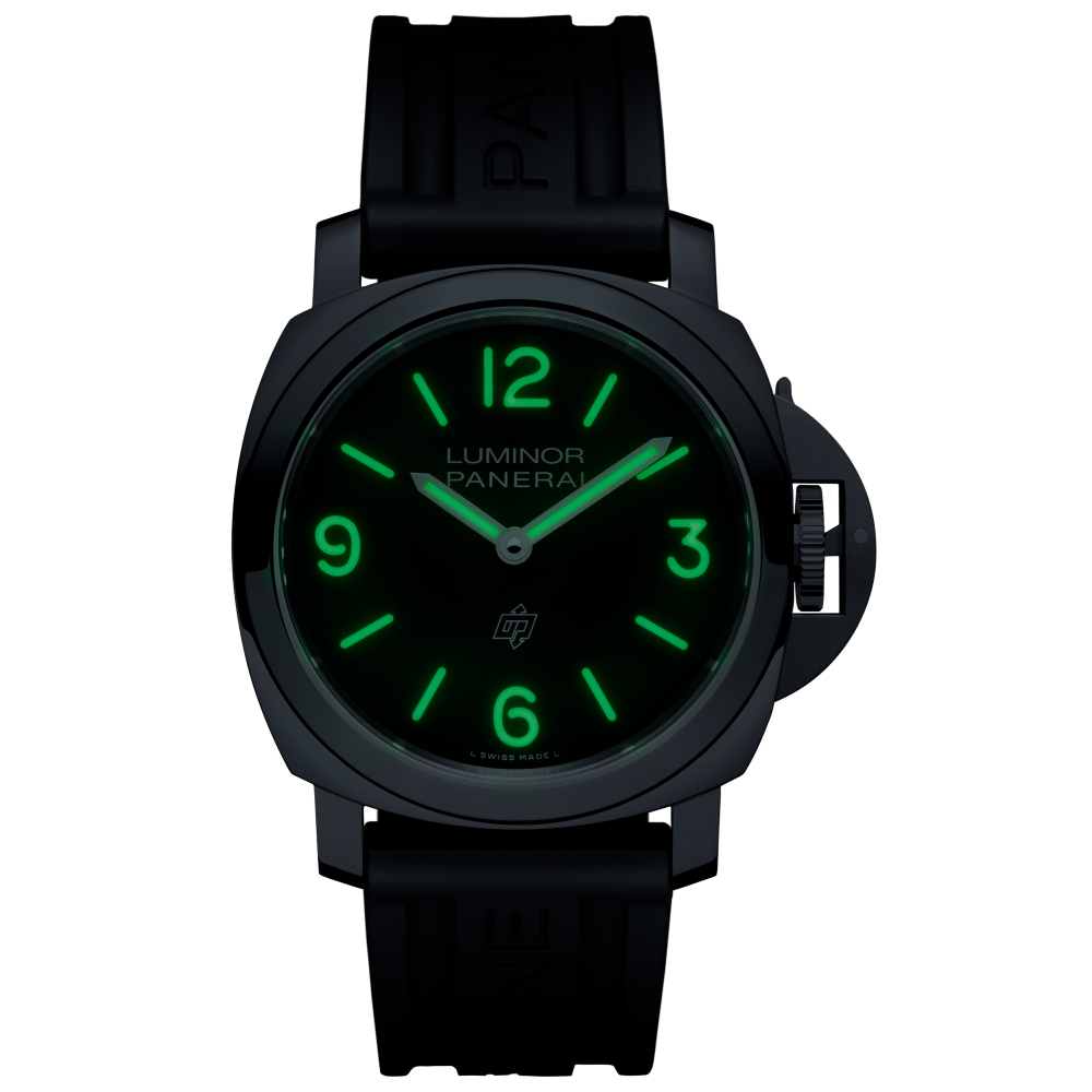 PANERAI Luminor Base Logo PAM01086 night view