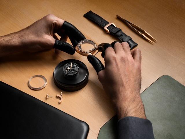 PANERAI Luminor 31 Giorni  PAM01631 Detail 