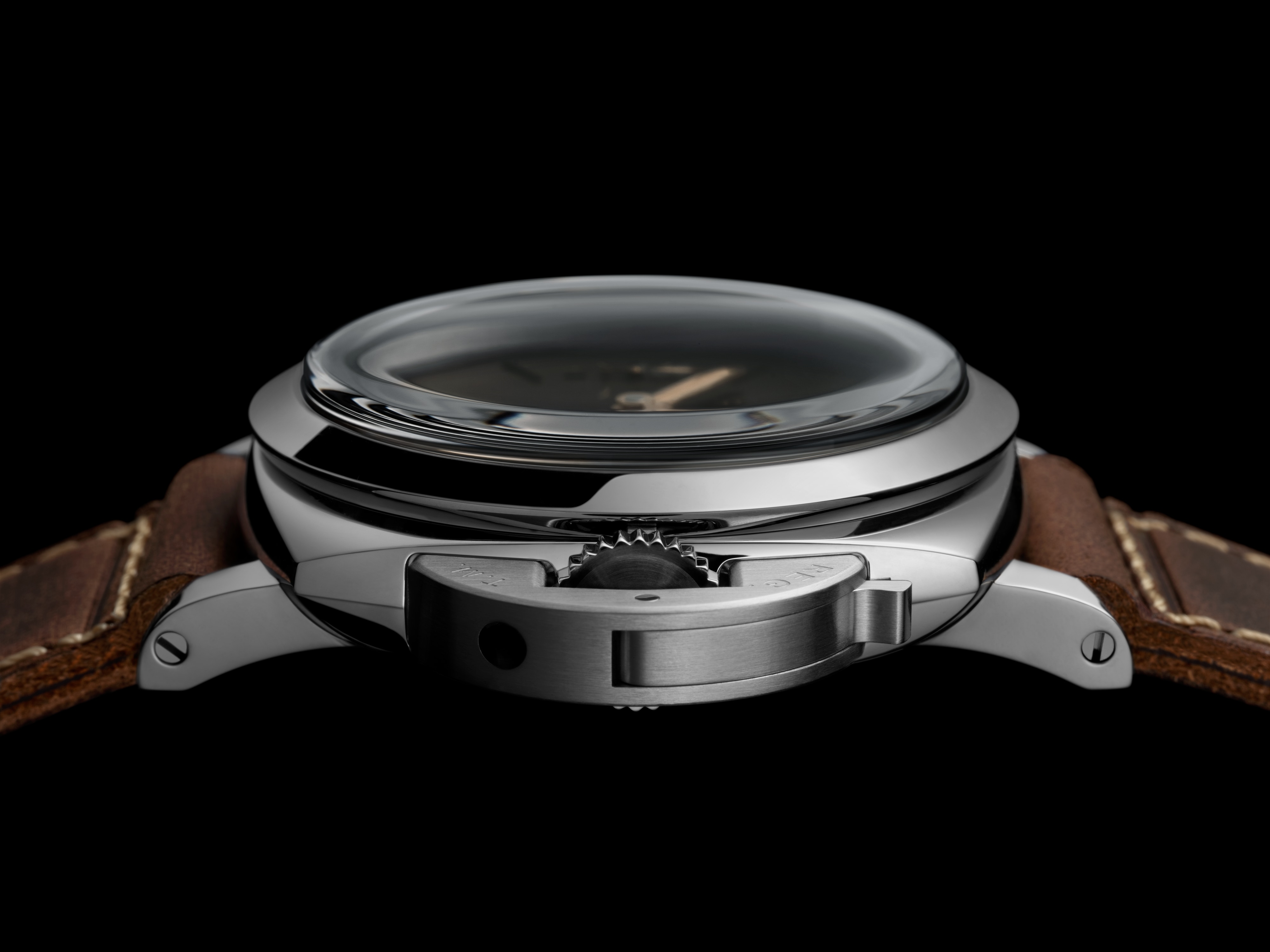 Panerai Luminor PAM 1731 44mm ムーブメント: 手巻きメカニカル | JP