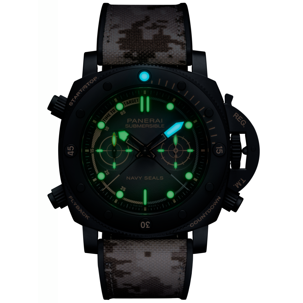 PANERAI Submersible Chrono Navy SEALs PAM01521 night view