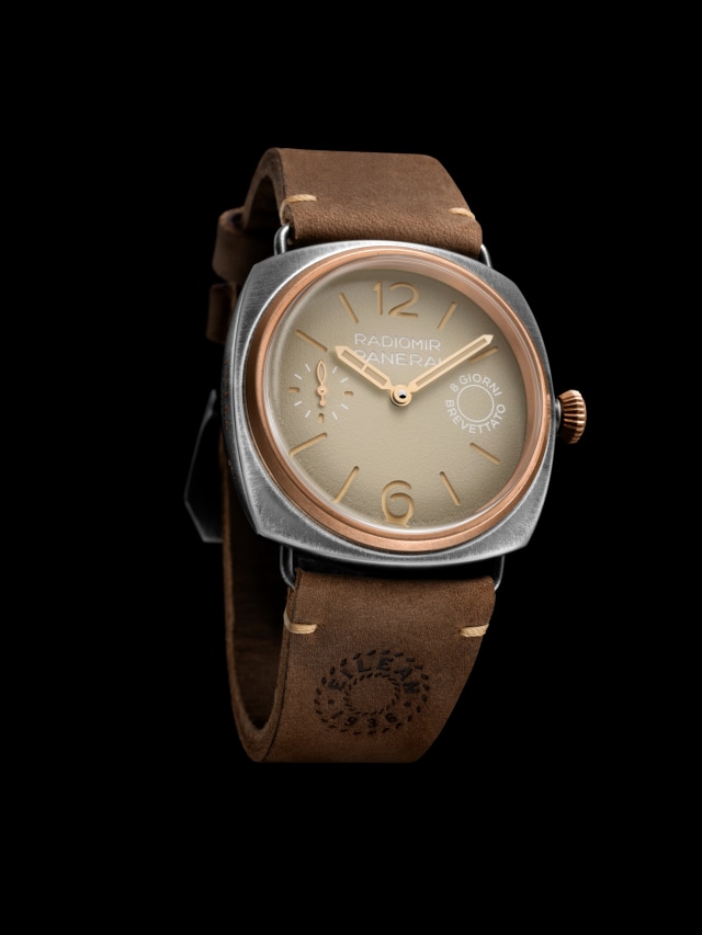 PANERAI Radiomir 8 Giorni Eilean PAM01643 Detail 