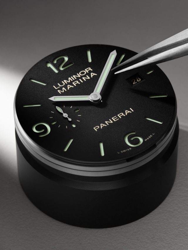 PANERAI Luminor Marina PAM03312 Detail 